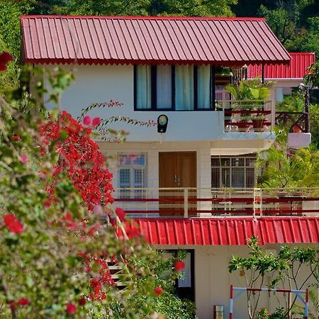 Bhīm TālMagpie Retreat公寓 外观 照片